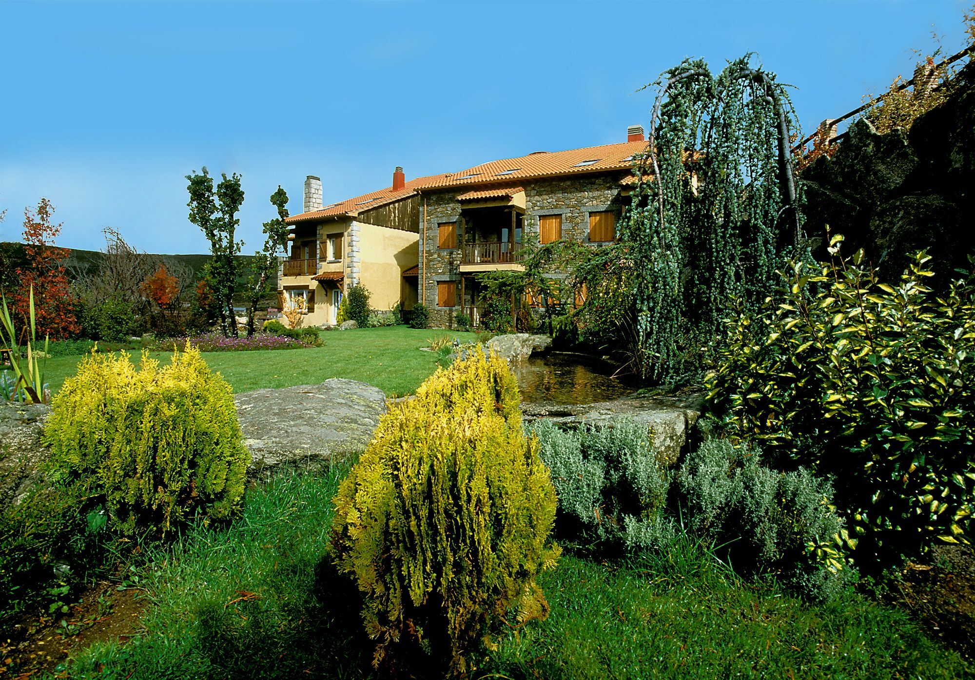 El Milano Real Hoyos del Espino Exterior foto